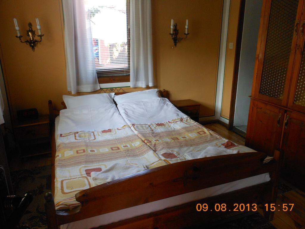 Family Hotel Kalina Koprivshtitsa Habitación foto