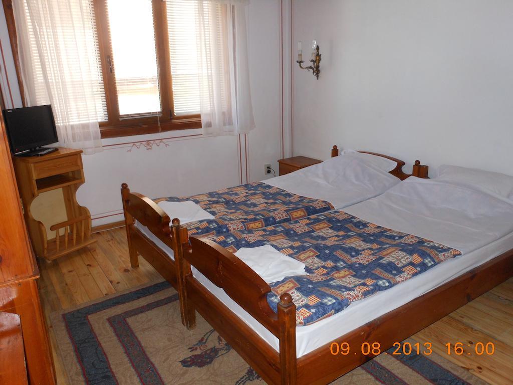 Family Hotel Kalina Koprivshtitsa Habitación foto